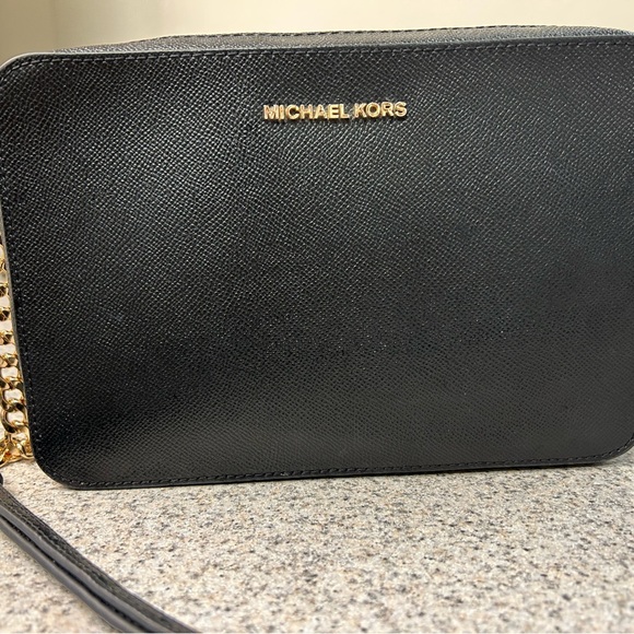 Michael Khors Black Handbag - Picture 2 of 2